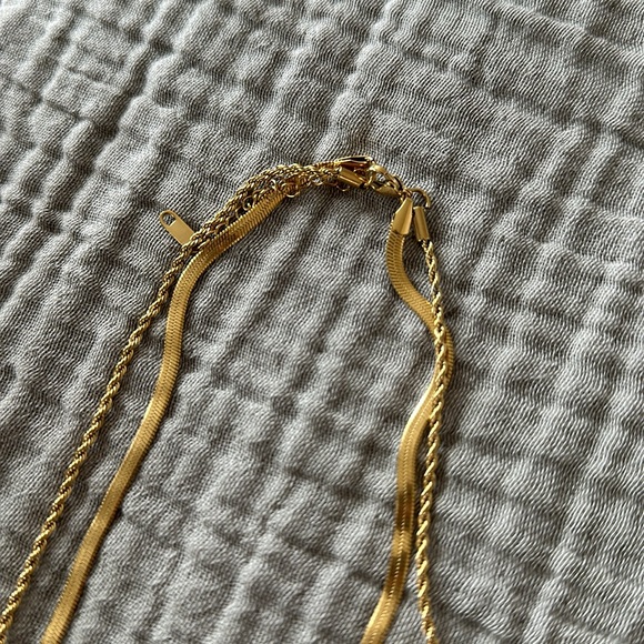 Gold Stack Necace - Picture 2 of 2